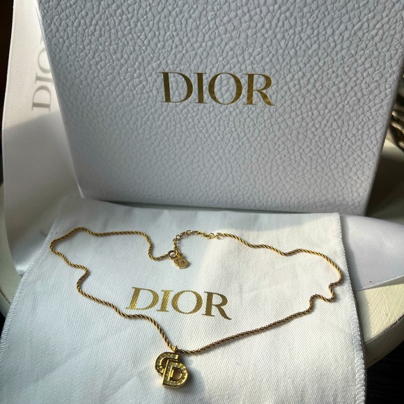 Dior Vintage Necklace with box - Picture 1 of 4